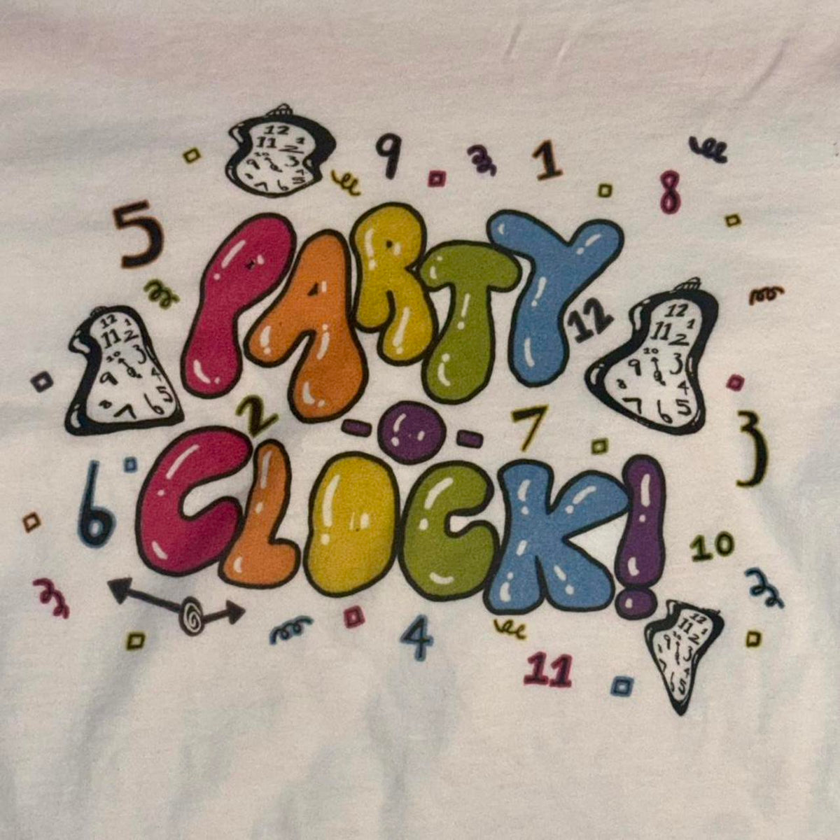 PARTY O CLOCK BABY TEE