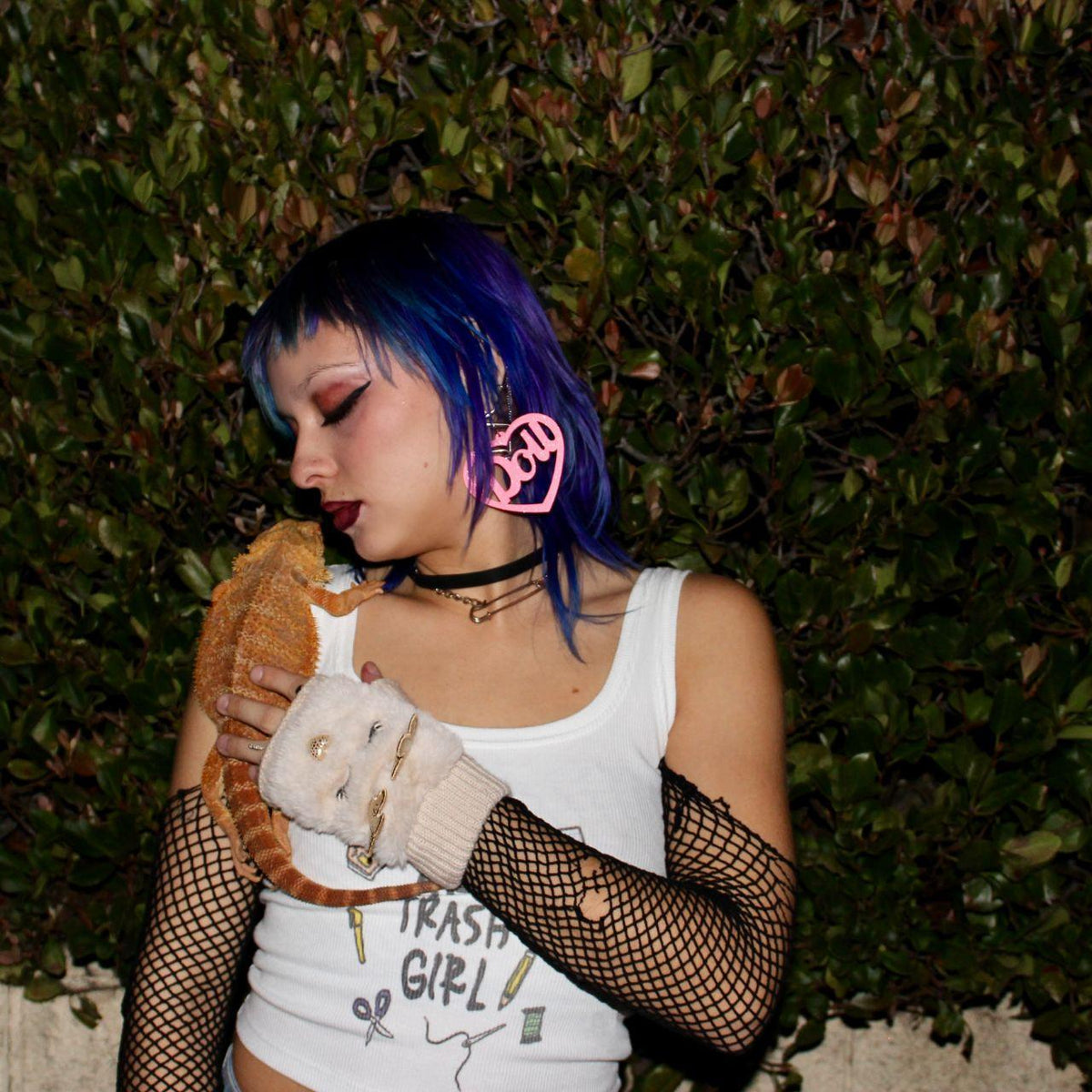 ARTSY TRASH GIRL TANK