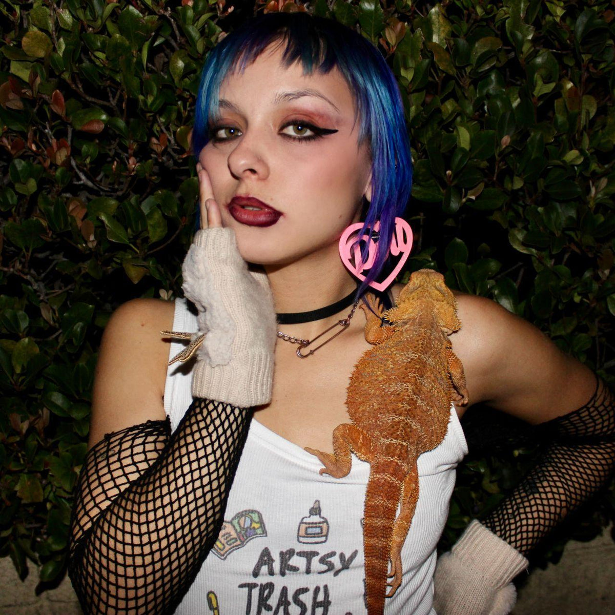 ARTSY TRASH GIRL TANK